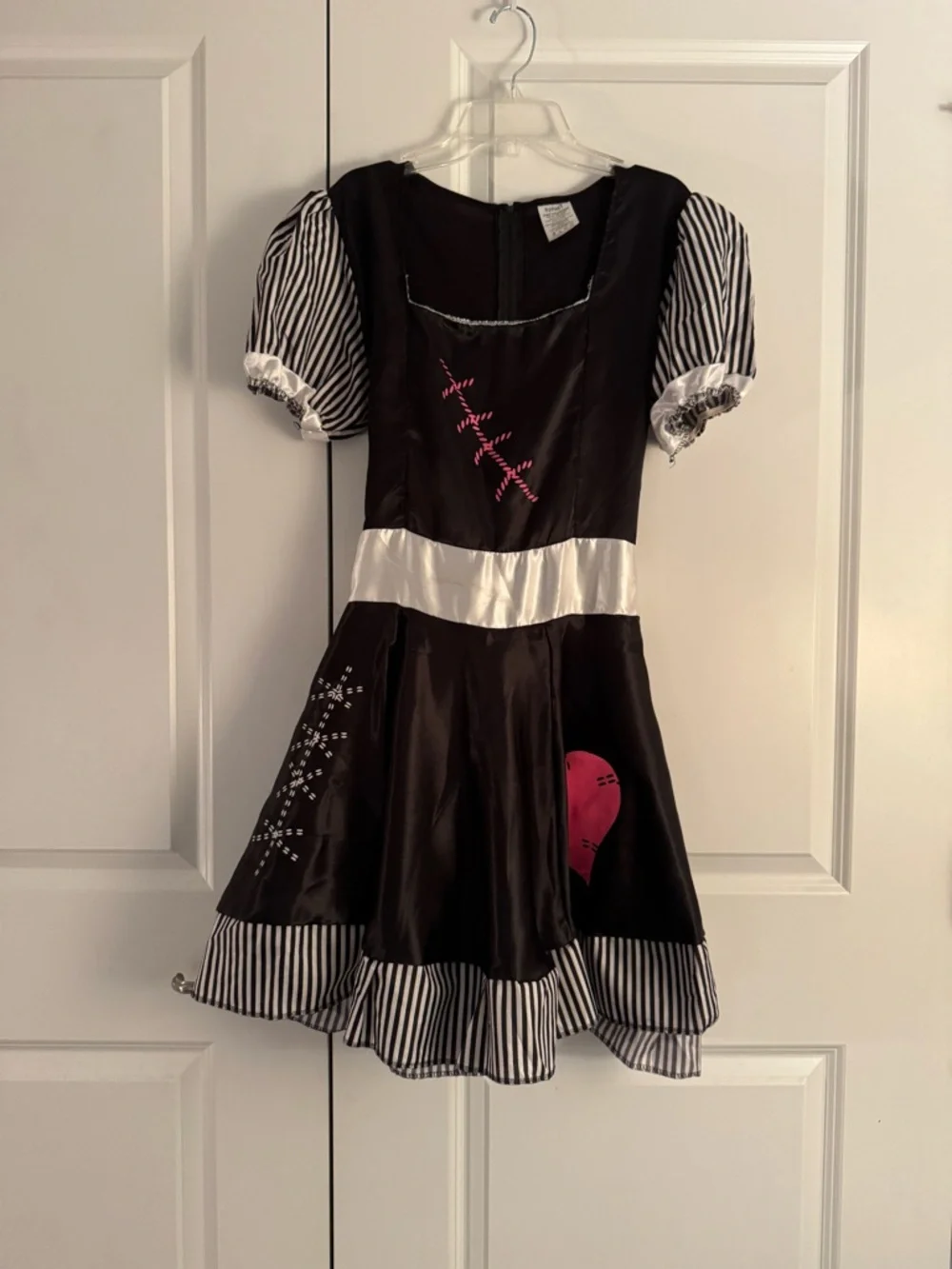Spirit Black and White Striped Doll Costume with Pink Details size m/l 10-14 - Picture 1 of 3